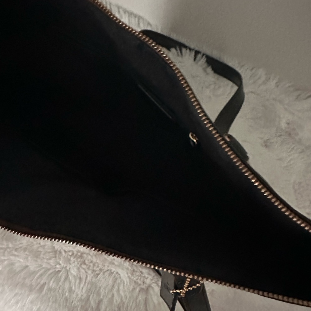 Tote In Signature Canvas - COACH - Picture 8 of 8